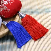 Tassel Pendant Drawstring Bag Chinese Silk Style Brocade Embroidered Bag Embroidery Sachet Cloth Pouches for Jewelry Gift Bags